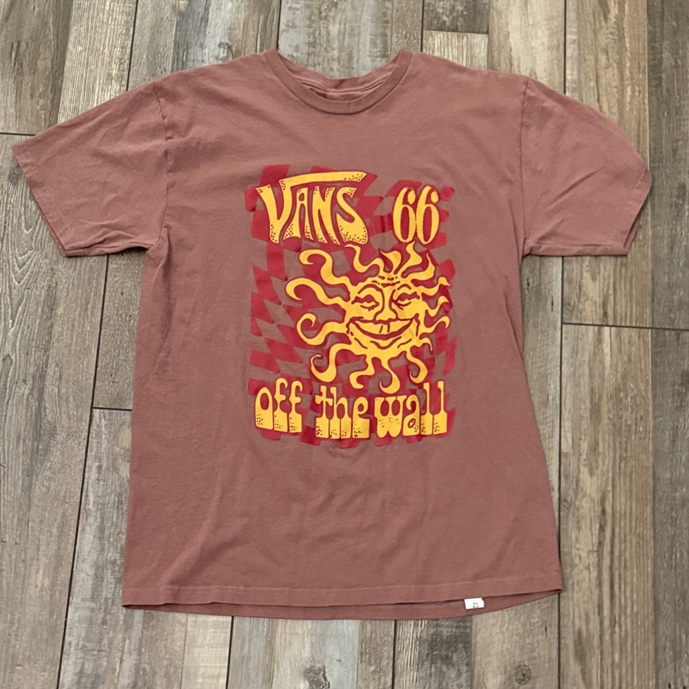 Vans Men's Brown and Red Graphic Tee